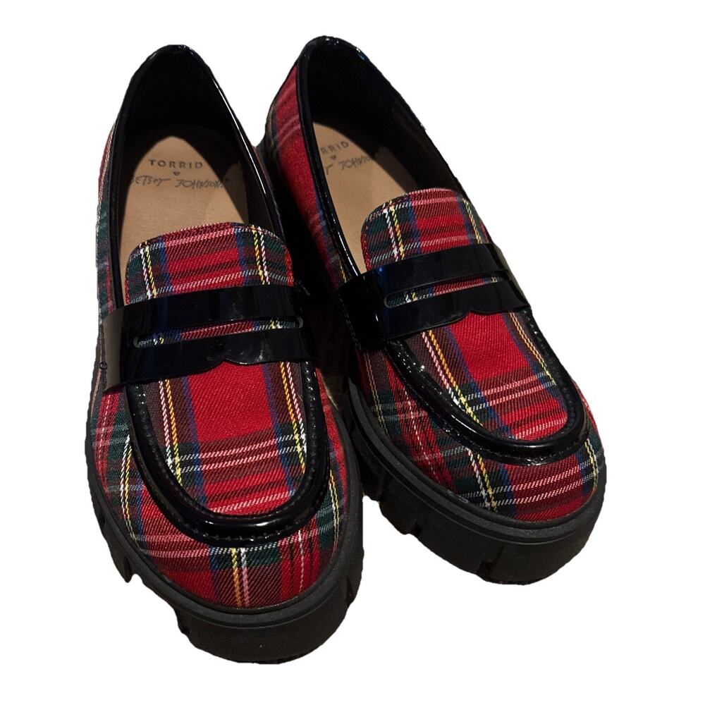 Betsey Johnson / Torrid Women Creeper Loafers Red Plaid Chunky Black Heel 7WW